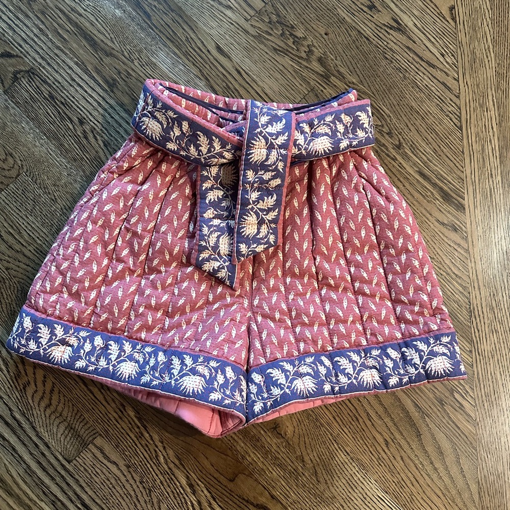 NWT Hunter Bell Edith Casual Soft Belted Short in Patina Border Pink/Purple - Picture 3 of 8